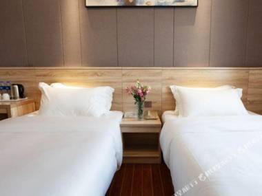 Wenxing Hotel (Guangzhou Beijing Road Pedestrian Street Haizhu Square Subway Station)