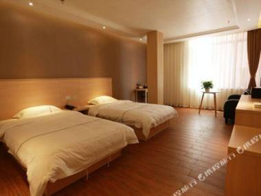 Pebble Motel (Guangzhou Conghua Street North Highway Intersection)