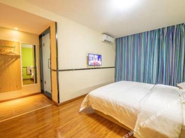 Orange Fashion Apartment (Guangzhou Xiajiao Metro Station)