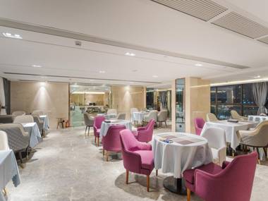 Lavande Hotel Guangzhou Panyu Hanxichanglong Dashi Metro Station