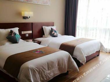 π Hotel (North Store of Chimelong Station Zoo Guangzhou)