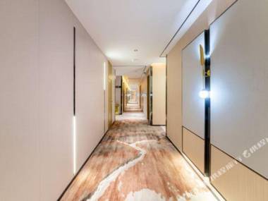 Borrman Hotel Guangzhou Jingxi Nanfang Hospital Metro Station