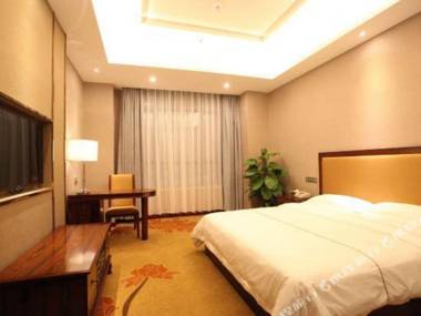 Li Da Da Jiu Dian Guang Zhou Jiang Gao Zhen Bai Yun Xue Yuan Dian