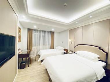 Vienna Hotel Guangzhou Baiyun College Jinyuan Plaza
