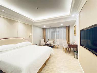 Vienna Hotel Guangzhou Baiyun College Jinyuan Plaza
