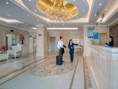 Vienna Hotel Guangzhou Sunac Amusement Park