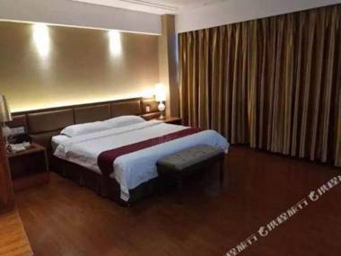 Mao Feng Hotel (Guangzhou Nancun Wanbo Metro Station)