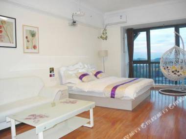 Youjia International Apartment