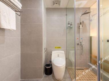 Hongxiang Business Hotel