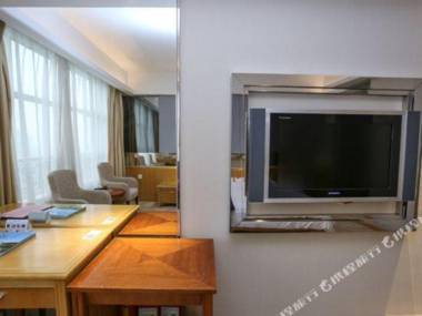 Super 8 Hotel (Guangzhou Panyu Shiqiao Yifa Pedestrian Street)