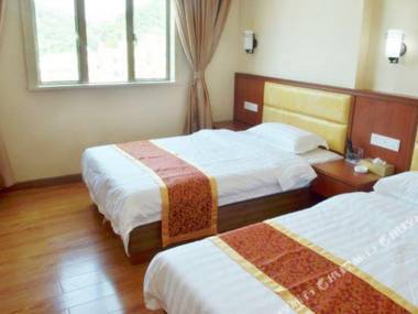 Li Ming Hua Jiu Dian (Guang Zhou Nan Sha Da Yong Di Tie Zhan Dian )