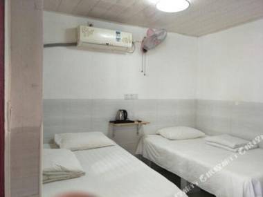 Fang Yuan Gong Yu (Guang Zhou Huo Che Zhan Dian )