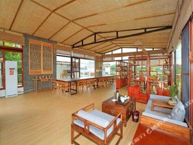 Tianyuan Huashe Hostel