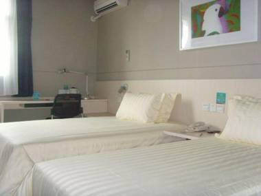 Wo Fun Apartment (Guangzhou Yongfu Huanghuagang Metro Station)