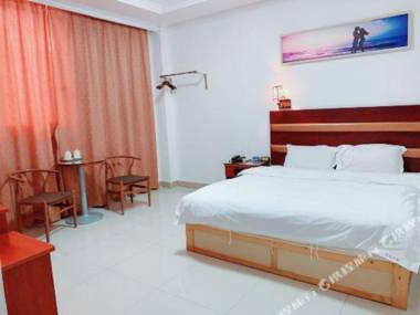 FLAG HIGH HOTEL (Guangzhou Zhujiang New Town Tancun Metro Station)