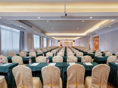 Vienna Hotel Jiangxi Ganzhou Ruijin Jindu Avenue