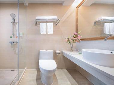 Vienna Hotel Jiangxi Ganzhou Ruijin Jindu Avenue