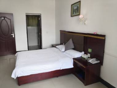 Junjia Holiday Hotel