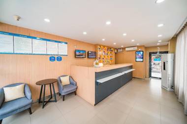 Hanting Express Fuzhou Liuyi Roundabout