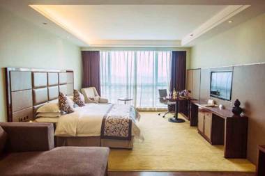 Vienna International Hotel Fuzhou Cangshan Longfu
