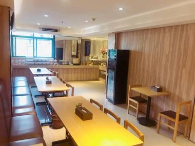 Hanting Hotel Fuzhou Sanfang Qixiang Dongjiekou Metro Station