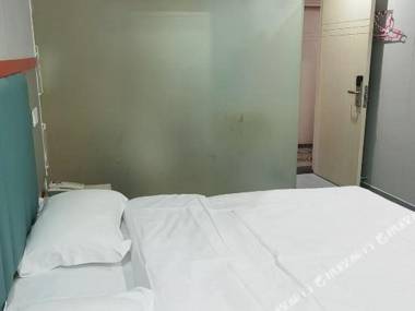 Junhuaju Hostel (Furi Xincheng)