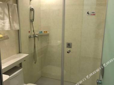 Yang Guang Shang Wu Jiu Dian (Fu Zhou Zhang Le Guo Ji Ji Chang Dian )