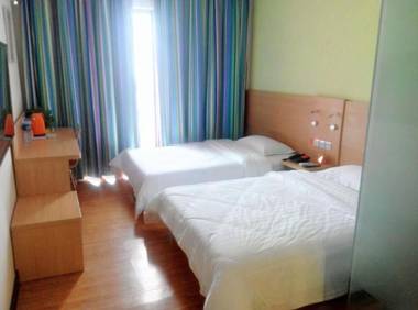 7 Days Inn Foshan Lecong Lucky City Plaza Branch