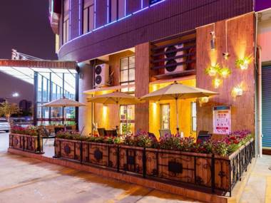 James Joyce Coffetel ，the innovation center of HuaNanChuangGu ，in Zhang Cha of Foshan city