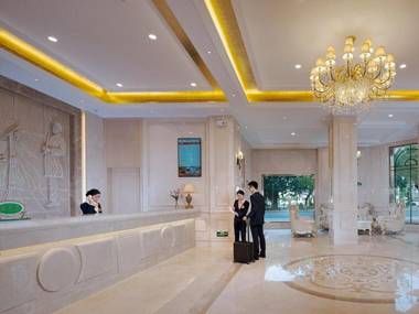 Vienna Hotel Guangdong Zhaoqing East Station Dinghu Mountain Scenic Area