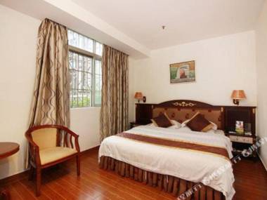 Shunlong Hotel (Foshan Wenjao Road)