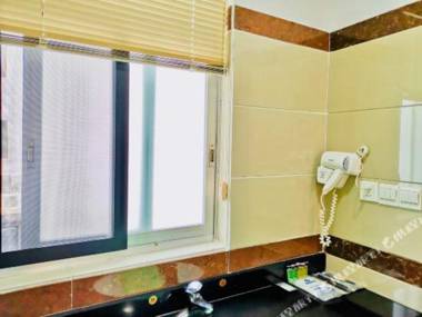 Fuyi Business Hotel