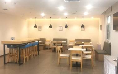 Hanting Hotel Dezhou Jinghua Avenue