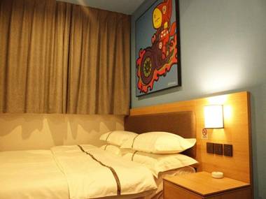 JUN Hotels Dezhou Lincheng District Bus Station