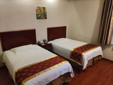 GreenTree Inn Datong Railway Station South Yundingyayuan Express Hotel
