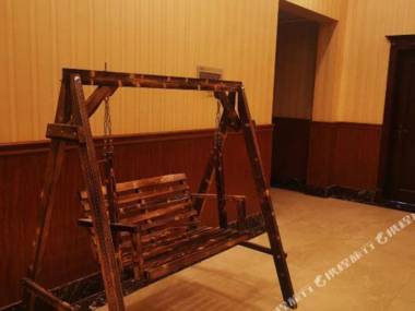 Daqing Linlian Hotel