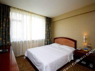 Huashipai Business Hotel