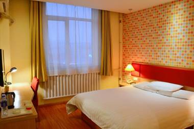 Home Inn Dalian North Railway Station