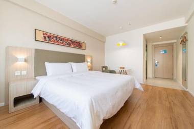 Hanting Hotel (Dalian Airport Honggang Road)