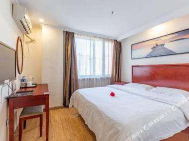 Greentree Inn Dalian Development Zone Jinma Road Pedestrian Street Express Hotel