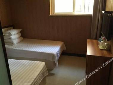 Longxiang Express Hotel