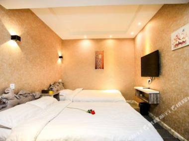 Dalian Yifan Theme Hotel