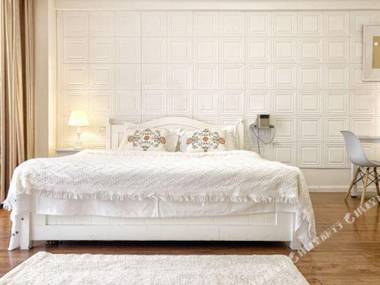 Shanyue Seaview Apartment (Dalian Wanda Plaza Branch)