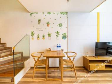 the Roost Hotel