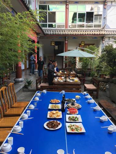 Dali Lily Pad Inn & International Guest House