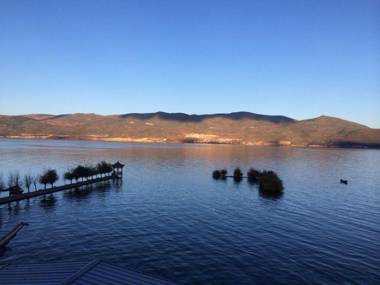 Dali Wanghaiting Inn