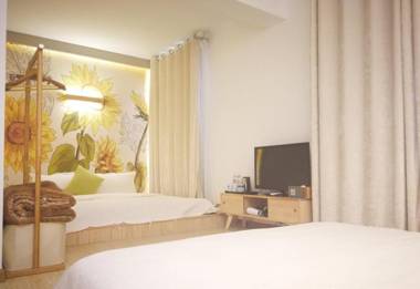 Dali Four Seasons Hostel