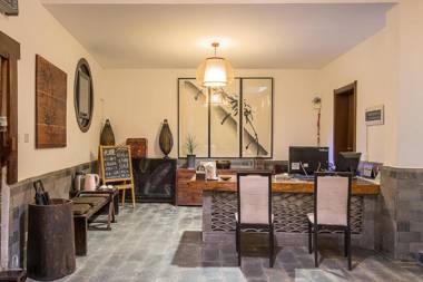 Dali Yanyuan Mountain Retreat