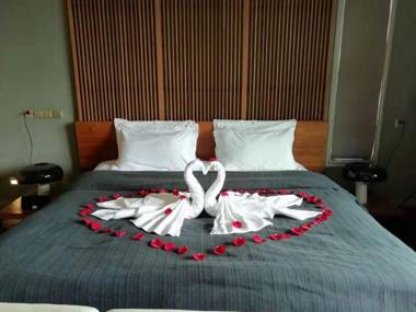 Yakamoz Haijie Hotel