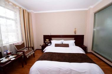 James Joyce Coffetel Dali Erhai Park Branch